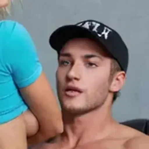 Penghasil gambar lucah AI