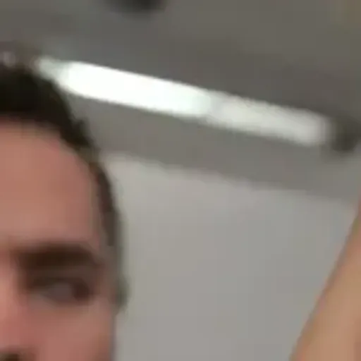 AIポルノ写真ジェネレーター