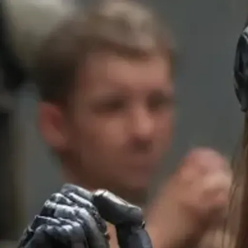 AIポルノ写真ジェネレーター