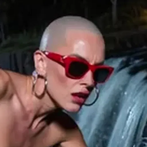 AIポルノ画像ジェネレーター