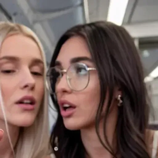 ตัวสร้างรูปโปรโมชั่น AI