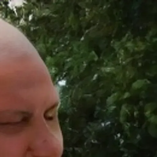 Penghasil gambar lucah AI