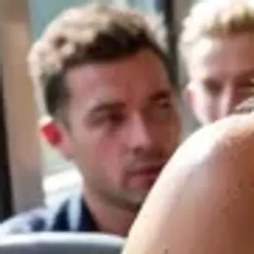 Penghasil gambar lucah AI