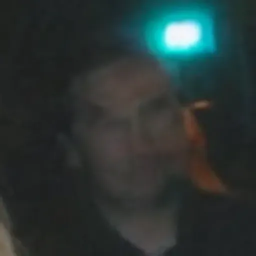 Penghasil gambar lucah AI