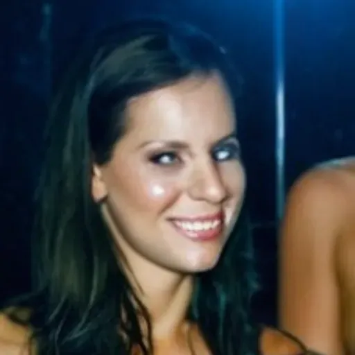 Penghasil gambar lucah AI