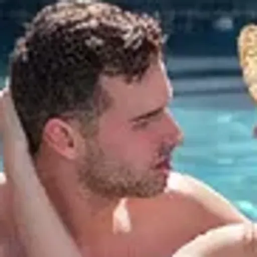 Penghasil gambar lucah AI