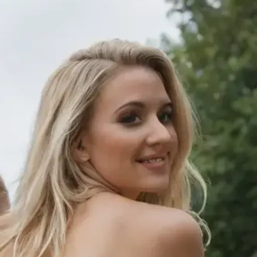 Generator obrazów pornograficznych z wykorzystaniem sztucznej inteligencji