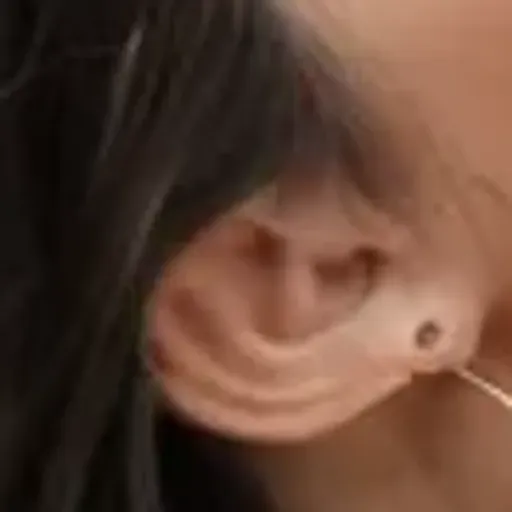 Penghasil gambar lucah AI