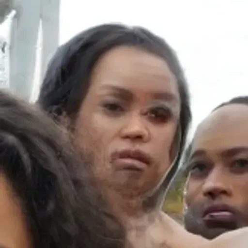 Penghasil gambar lucah AI