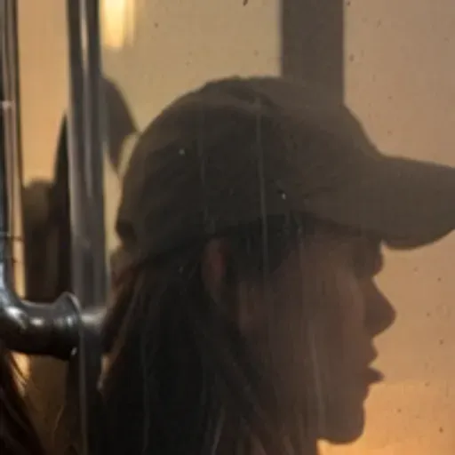 Penghasil gambar lucah AI