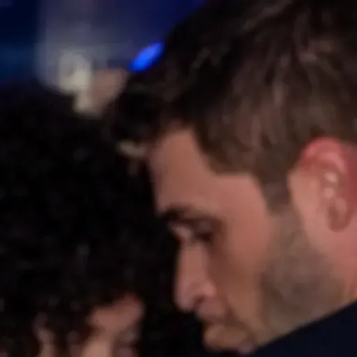 โปรแกรมสร้างภาพโปรนที่ใช้ปัญหา AI