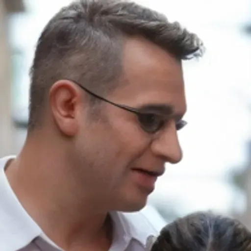 Pencipta imej lucah AI