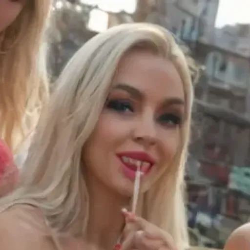 Generator obrazów pornograficznych z wykorzystaniem sztucznej inteligencji