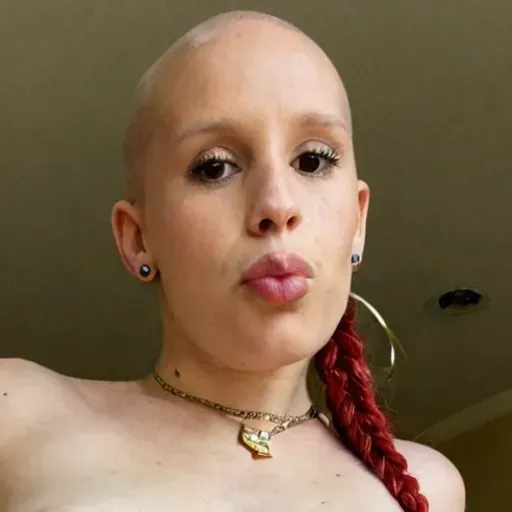 Generator obrazów pornograficznych z wykorzystaniem sztucznej inteligencji