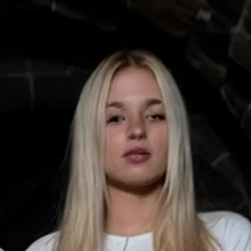 yapay zekâ porno foto üretici