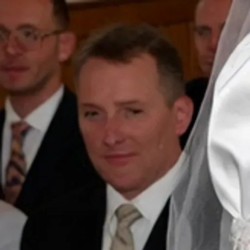 Generator obrazów pornograficznych z wykorzystaniem sztucznej inteligencji