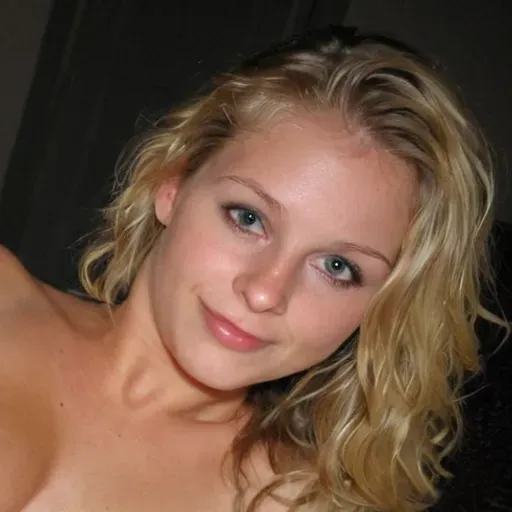 Generator obrazów pornograficznych z wykorzystaniem sztucznej inteligencji