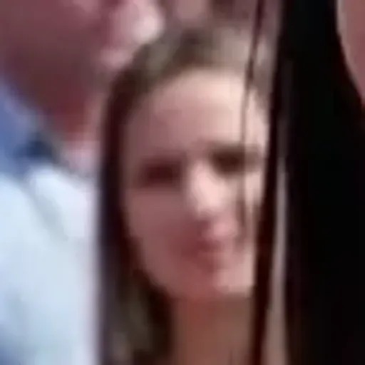 Generator obrazów pornograficznych z wykorzystaniem sztucznej inteligencji